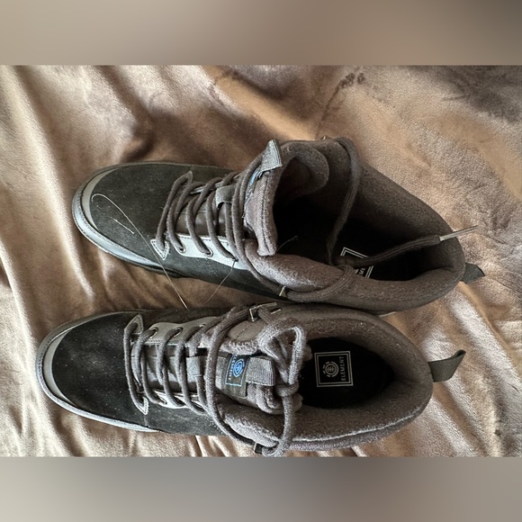 New Element Black Men’s Boots Shoes size 12 & 9 - Picture 3 of 4